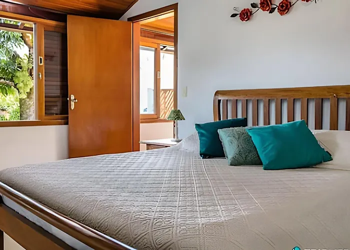 Casa Mandale | Para Ate 14 Pessoas Com Piscina