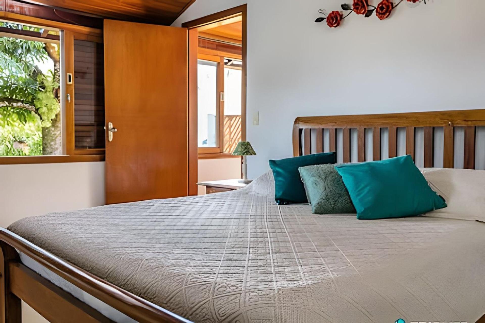 Casa Mandale | Ate 14 Pessoas Com Piscina Ilhabela
