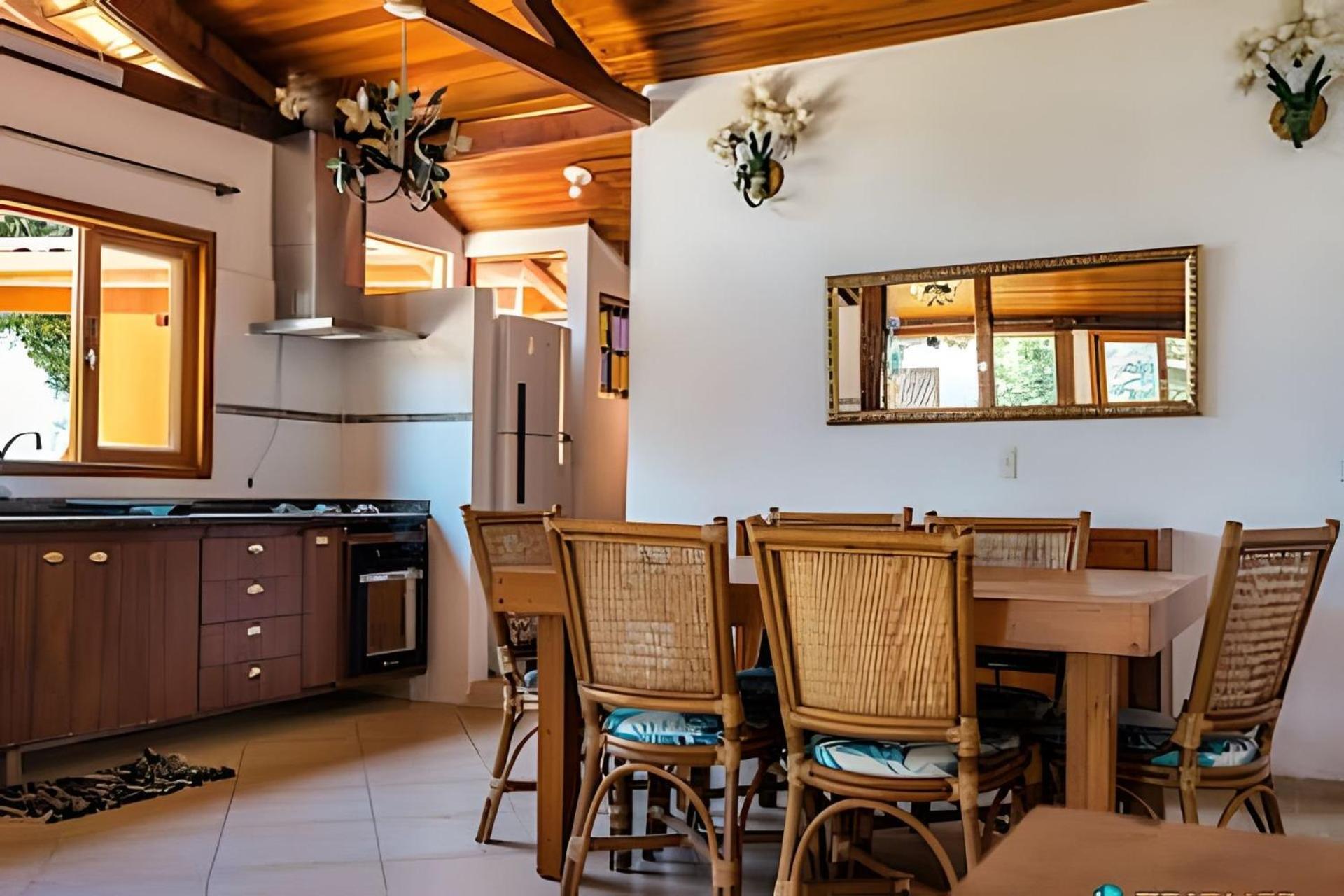 Casa de Férias Casa Mandale | Ate 14 Pessoas Com Piscina Ilhabela